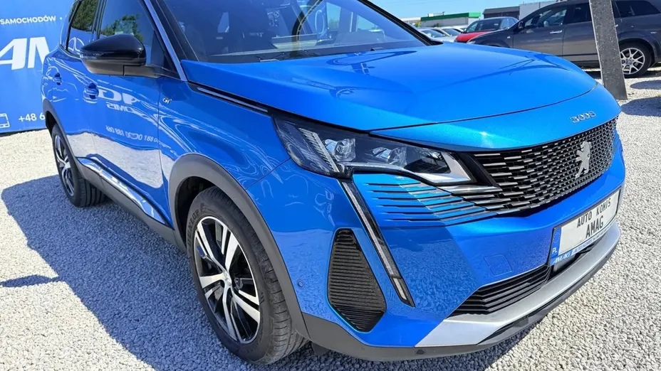 PEUGEOT 3008 -