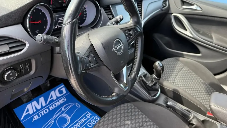 OPEL Astra -