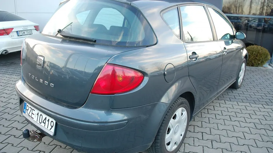 SEAT Toledo -