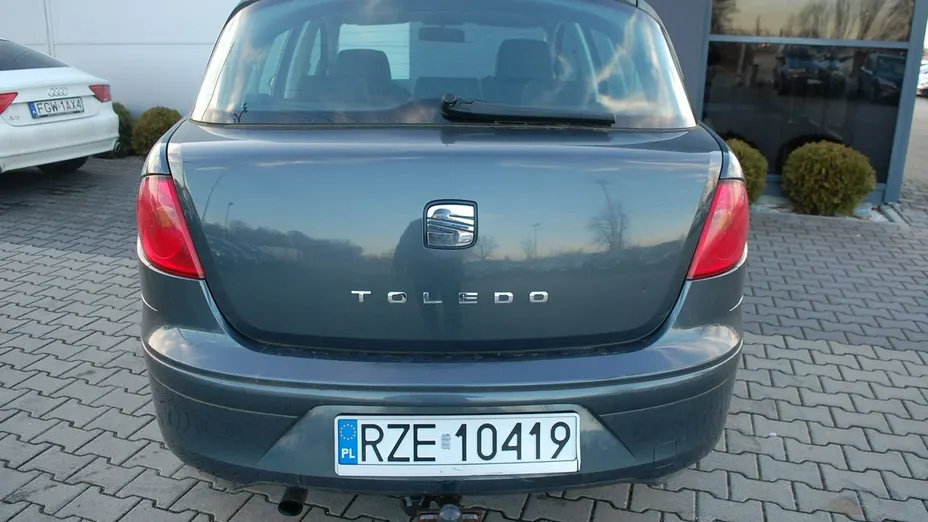 SEAT Toledo -