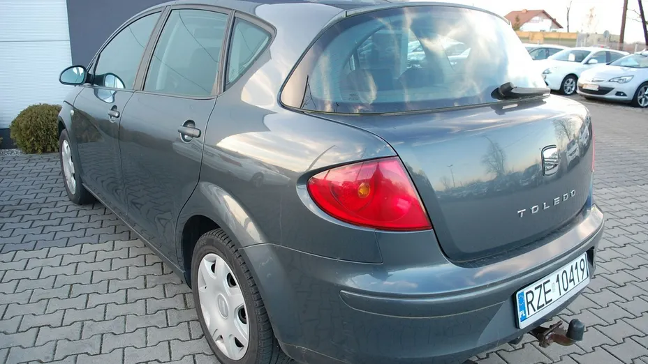 SEAT Toledo -