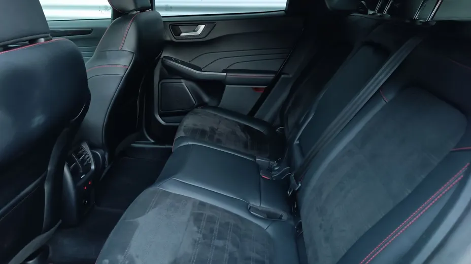 FORD Kuga Kuga 2.5P PHEV FWD ST-Line X eCVT