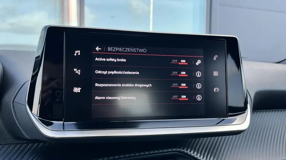 PEUGEOT 2008 2008 1.2 PureTech Allure S&S EAT8