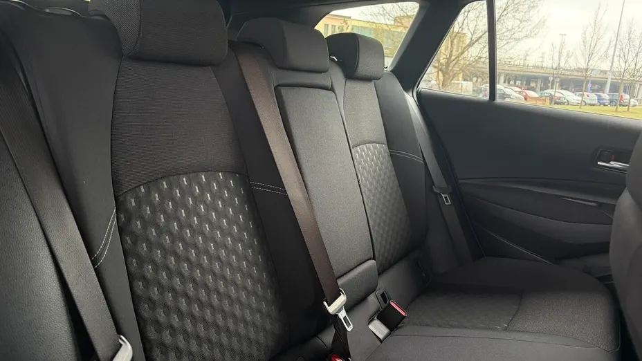 TOYOTA Corolla Corolla 1.8 Hybrid Comfort