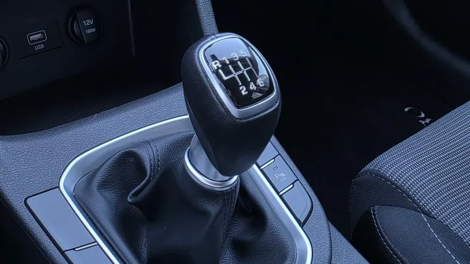 HYUNDAI i30 i30 1.0 T-GDI Modern