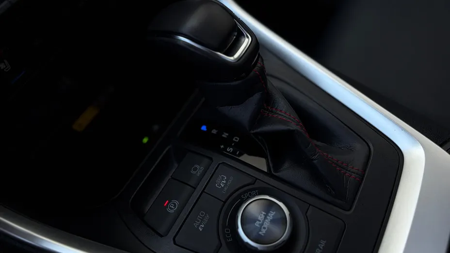 TOYOTA RAV4 RAV4 2.5 Plug-In Hybrid Style 4x4