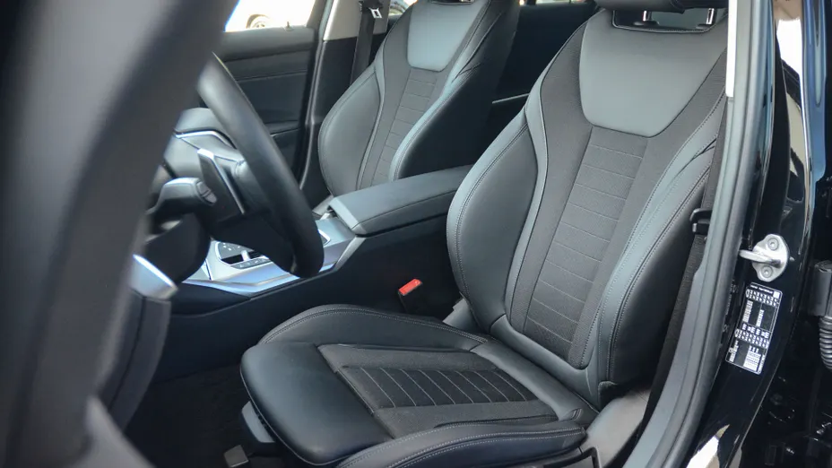 BMW Seria 3 318i aut