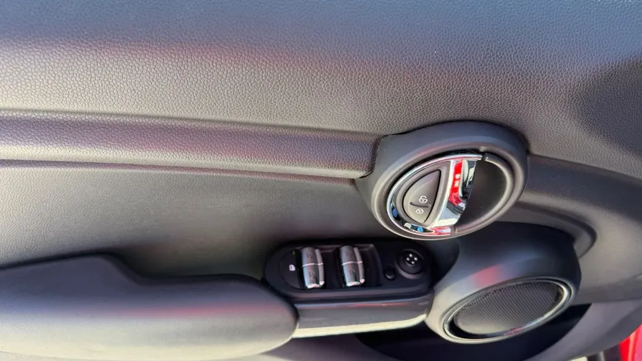 MINI Cooper -