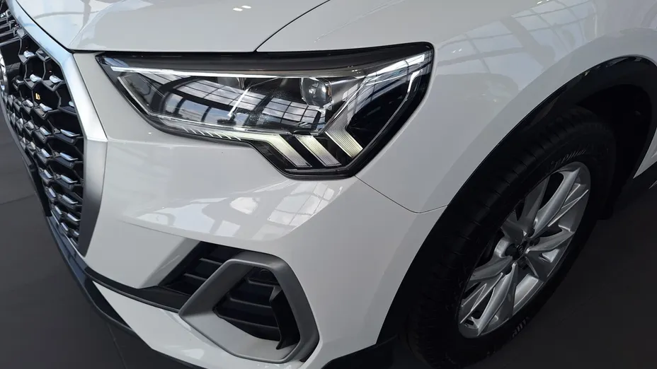 AUDI Q3 Q3 40 TDI Quattro S Line S tronic