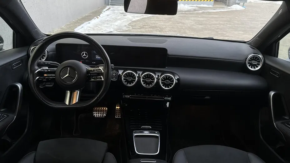 MERCEDES-BENZ A Klasa A 200 AMG Line 7G-DCT