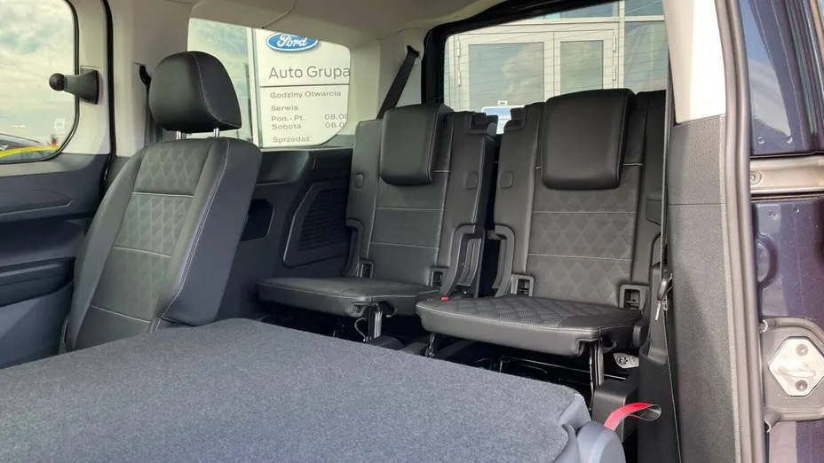 FORD Tourneo Connect Grand Tourneo Connect 1.5 PHEV Titanium aut Nowy