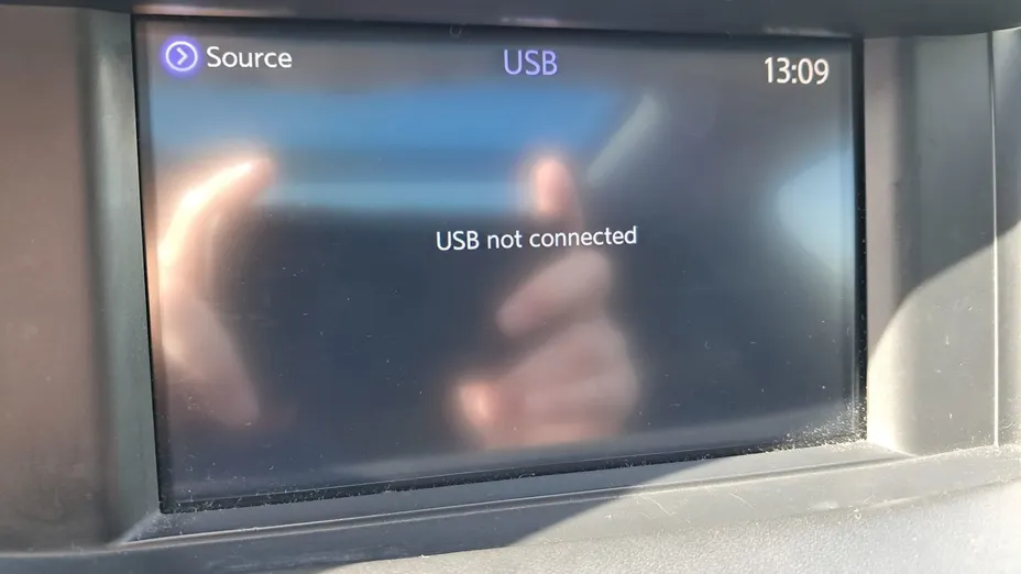 INFINITI QX30 -
