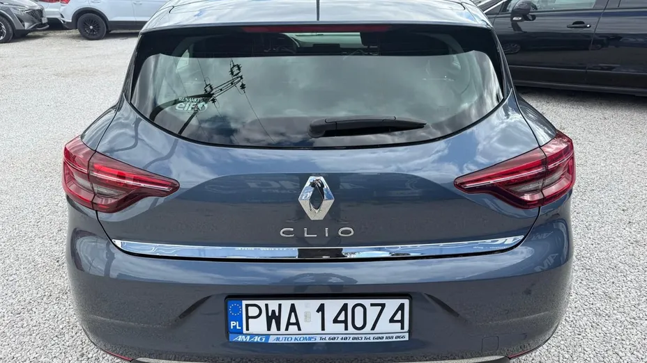 RENAULT Clio -