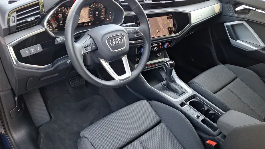 AUDI Q3 Sportback -