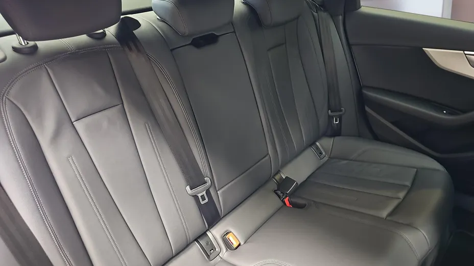 AUDI A4 A4 35 TFSI mHEV S tronic