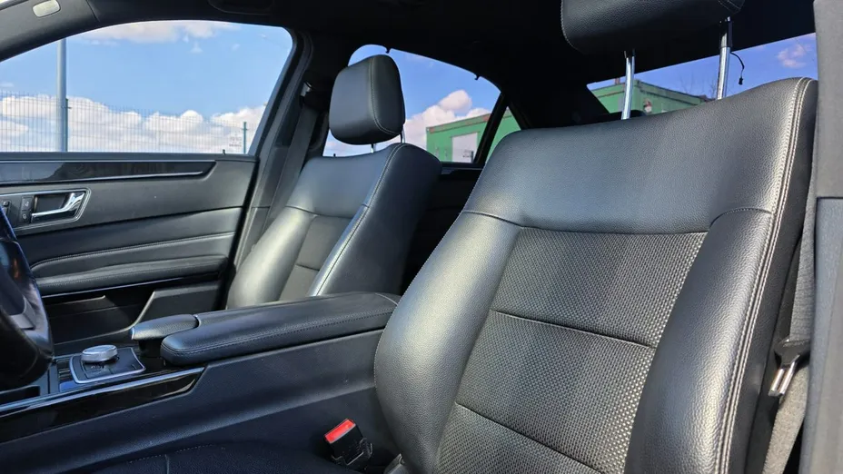 MERCEDES-BENZ E Klasa -