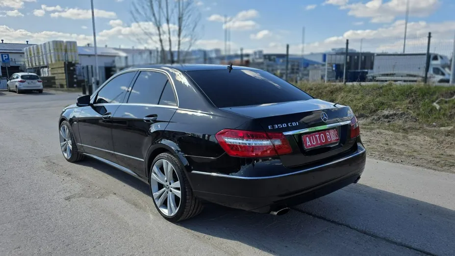 MERCEDES-BENZ E Klasa -