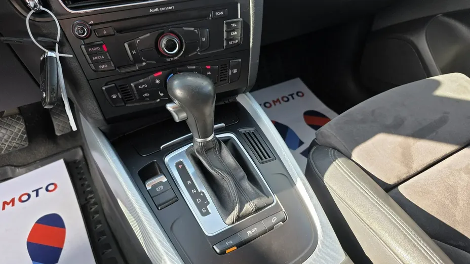 AUDI Q5 -