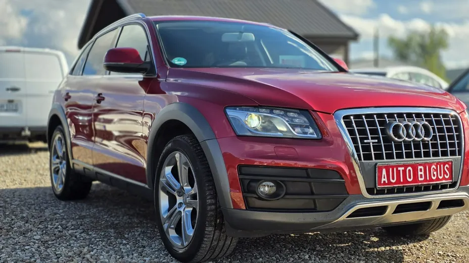 AUDI Q5 -