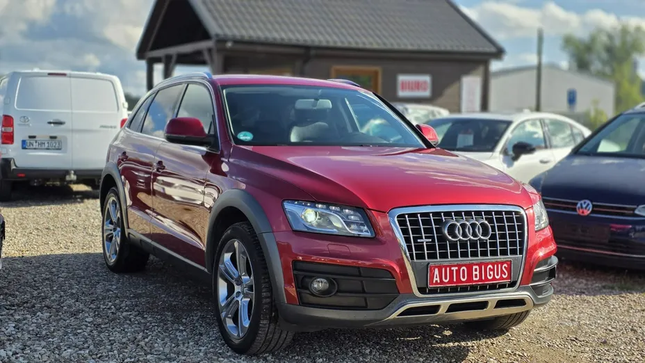 AUDI Q5 -
