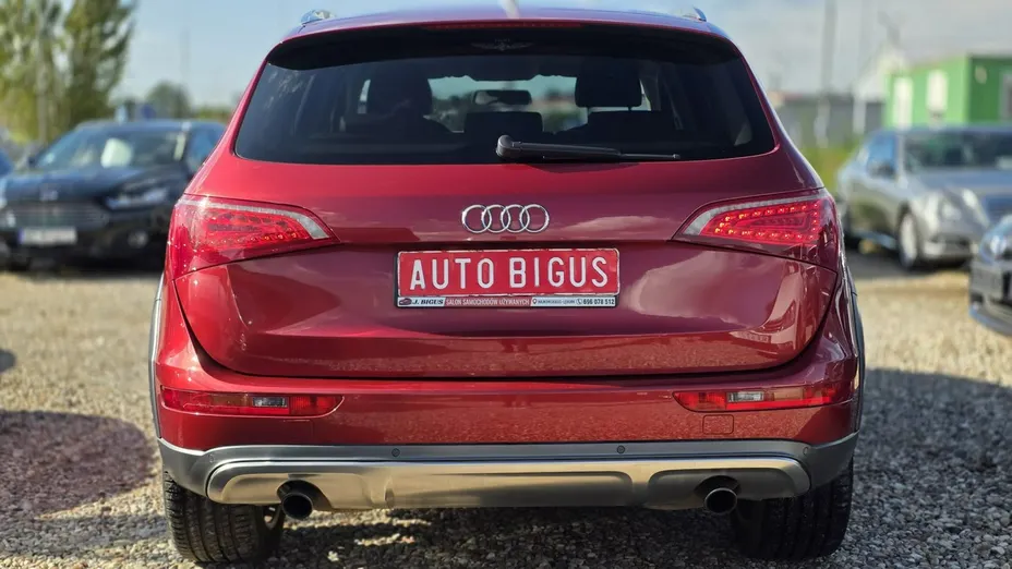 AUDI Q5 -