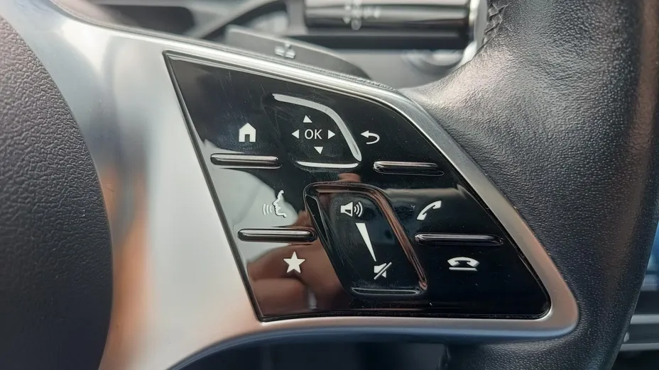 MERCEDES-BENZ C Klasa C 300 mHEV 4-Matic Avantgarde