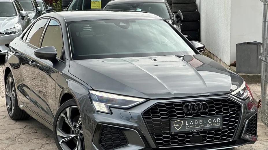 AUDI A3 A3 35 TFSI S Line