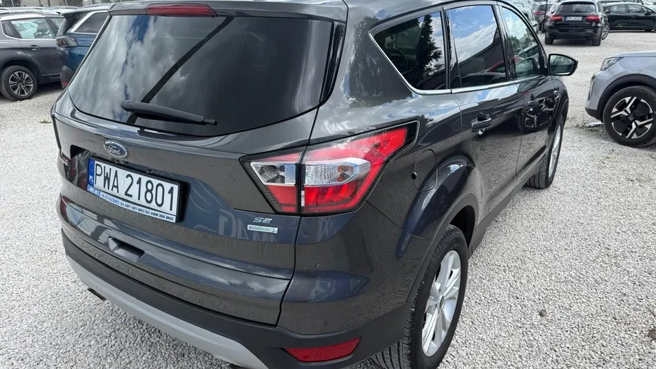 FORD Kuga -