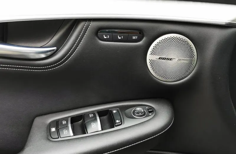 INFINITI QX50 -