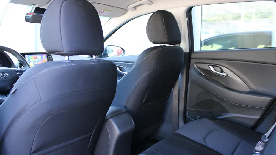 HYUNDAI i30 i30 1.5 T-GDI 48V Smart