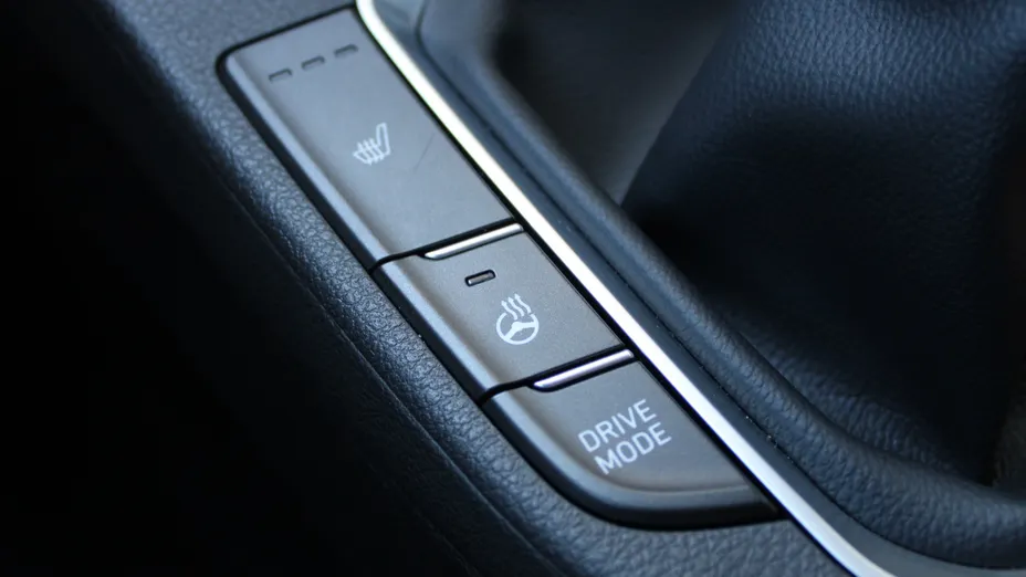 HYUNDAI i30 i30 1.5 T-GDI 48V Smart