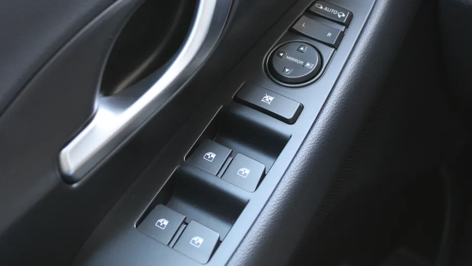 HYUNDAI i30 i30 1.5 T-GDI 48V Smart