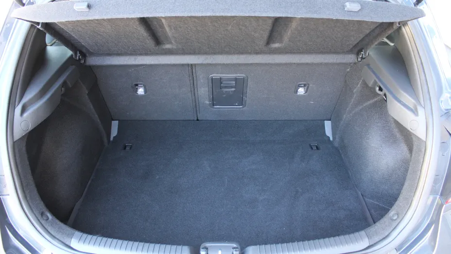 HYUNDAI i30 i30 1.5 T-GDI 48V Smart