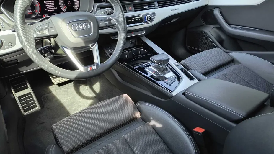 AUDI A4 Avant -