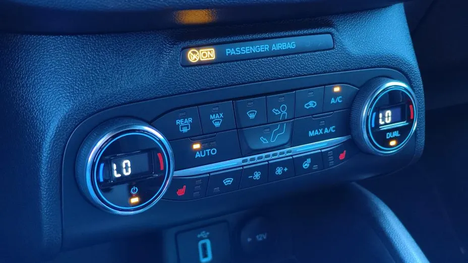 FORD Focus Focus 2.0 EcoBlue ST-Line aut