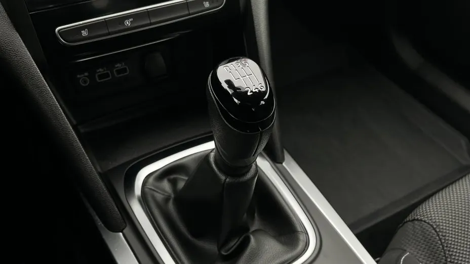 RENAULT Megane Megane 1.3 TCe Zen