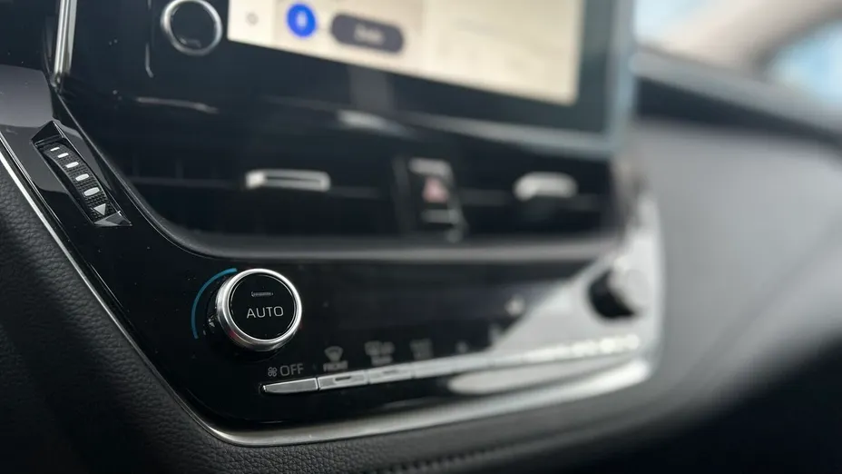 TOYOTA Corolla Corolla 1.5 Comfort MS