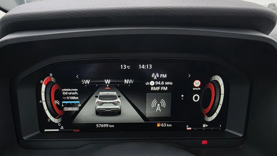NISSAN Qashqai Qashqai 1.3 DIG-T N-Connecta