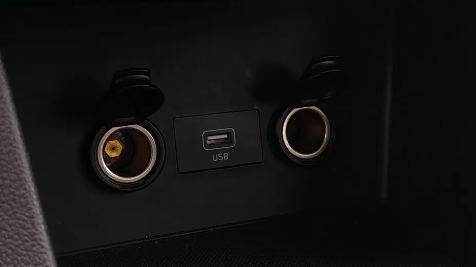 HYUNDAI i30 i30 1.5 DPI Classic +