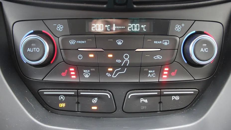 FORD Kuga Kuga 2.0 TDCi AWD Titanium