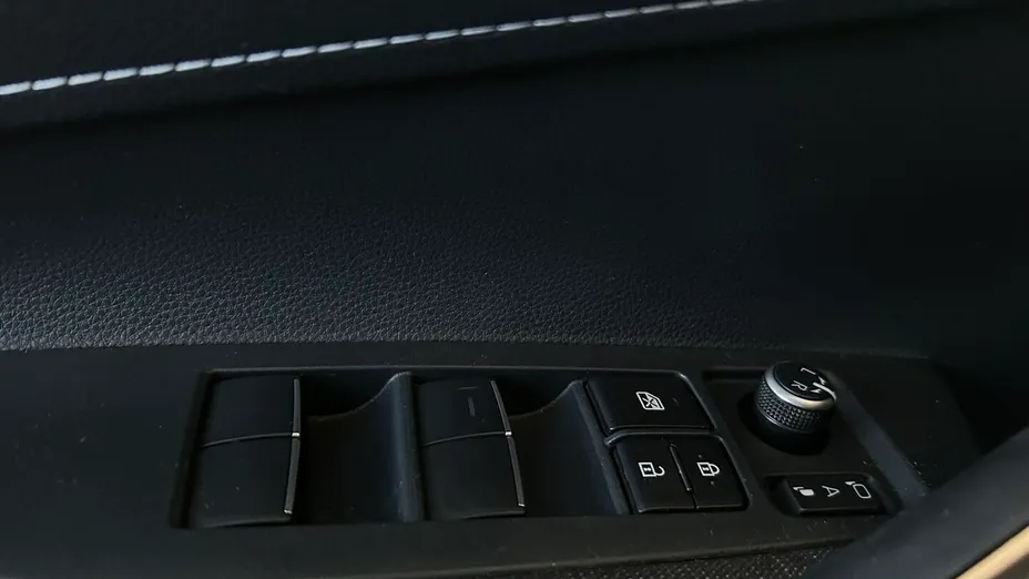 TOYOTA Corolla Corolla 1.8 Hybrid Comfort