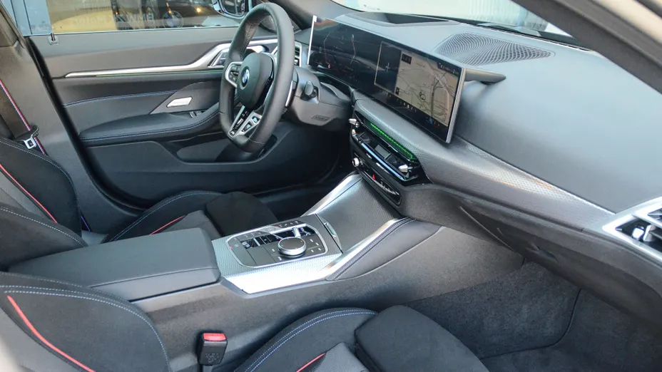 BMW Seria 4 430i xDrive M Sport aut