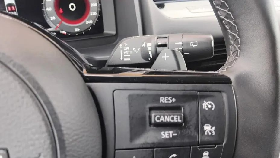 NISSAN Qashqai Qashqai 1.3 DIG-T mHEV N-Connecta Xtronic