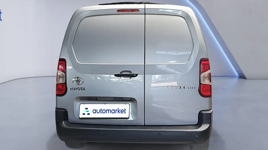TOYOTA Proace City Proace City 1.5 D-4D Long 2,4t Active