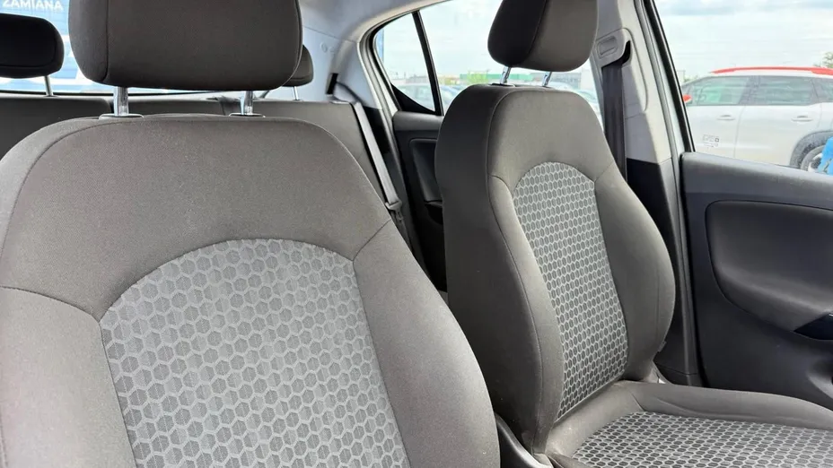 OPEL Corsa -