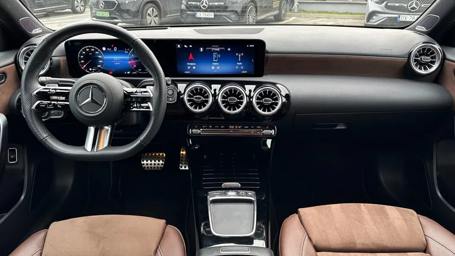 MERCEDES-BENZ A Klasa A 200 7G-DCT