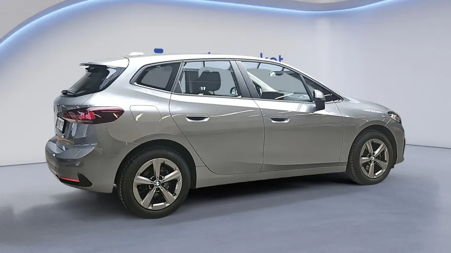 BMW Seria 2 218i aut