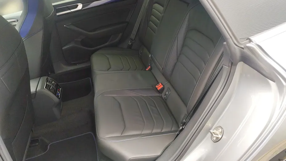 VOLKSWAGEN Arteon Arteon 2.0 TSI 4Motion R DSG