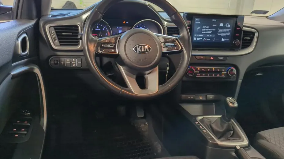 KIA Cee'd Ceed 1.6 CRDi mHEV M