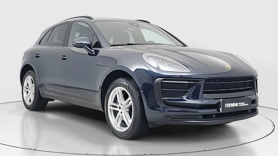 PORSCHE Macan -